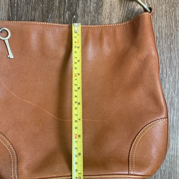 Fossil Leather Shoulder Bag - Picture 11 of 16